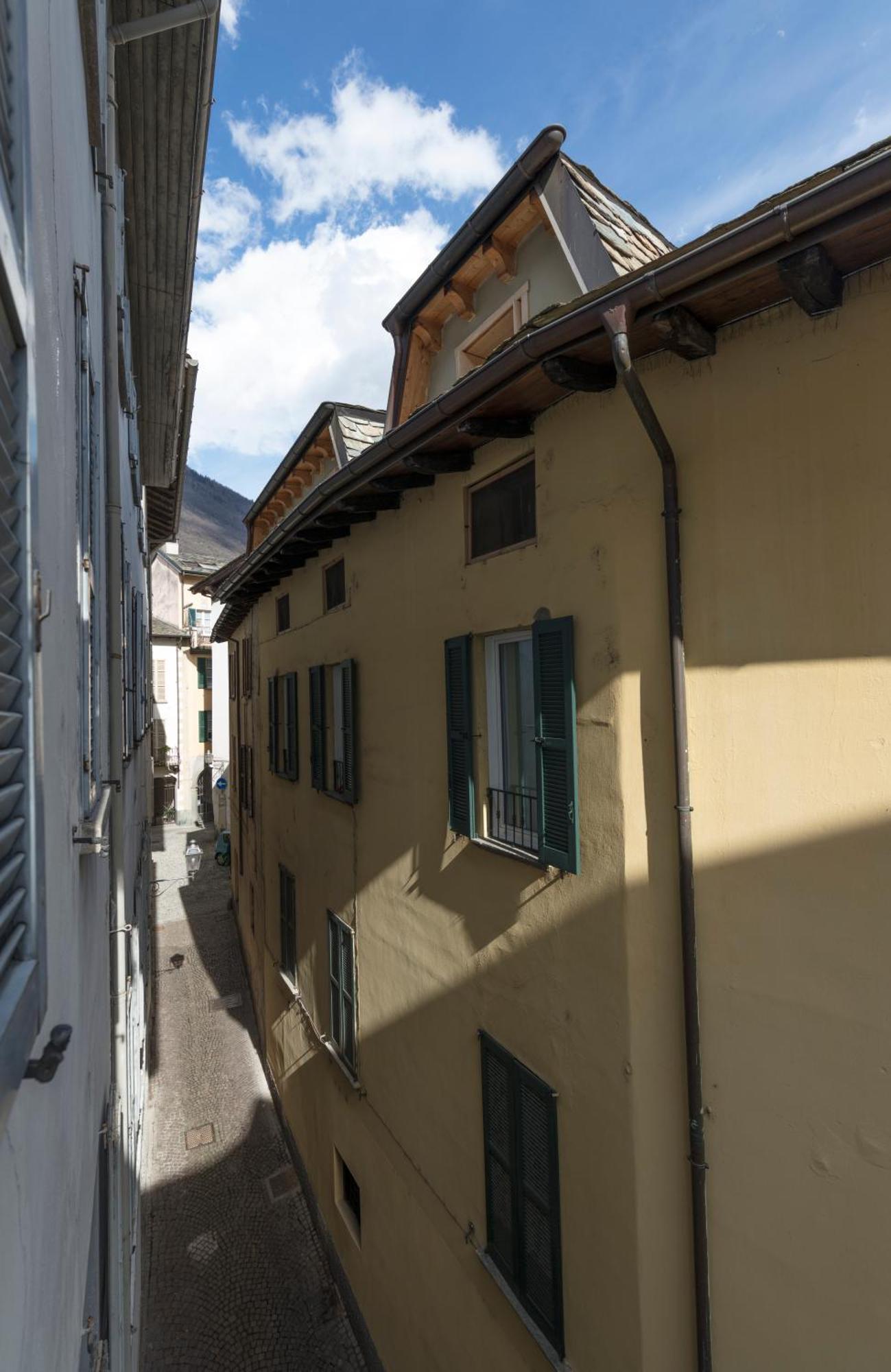 Casa Parravicini Leilighet Sondrio Eksteriør bilde